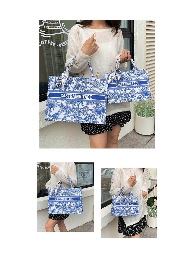 2025 Women's Large Capacity Fashion Tote: Simple Print Handbag & Souvenir Shopping Bag