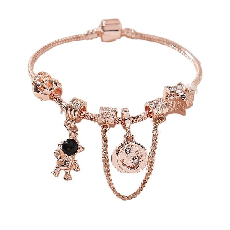 Handmade Beaded Bracelet With Heart Charm Astronaut Star Pendant Wristband Alloy Jewelry Gift