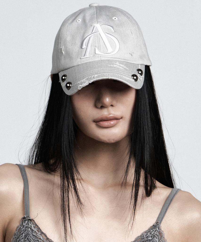 Aejeuyua Damaged Studded Ball Cap Grey