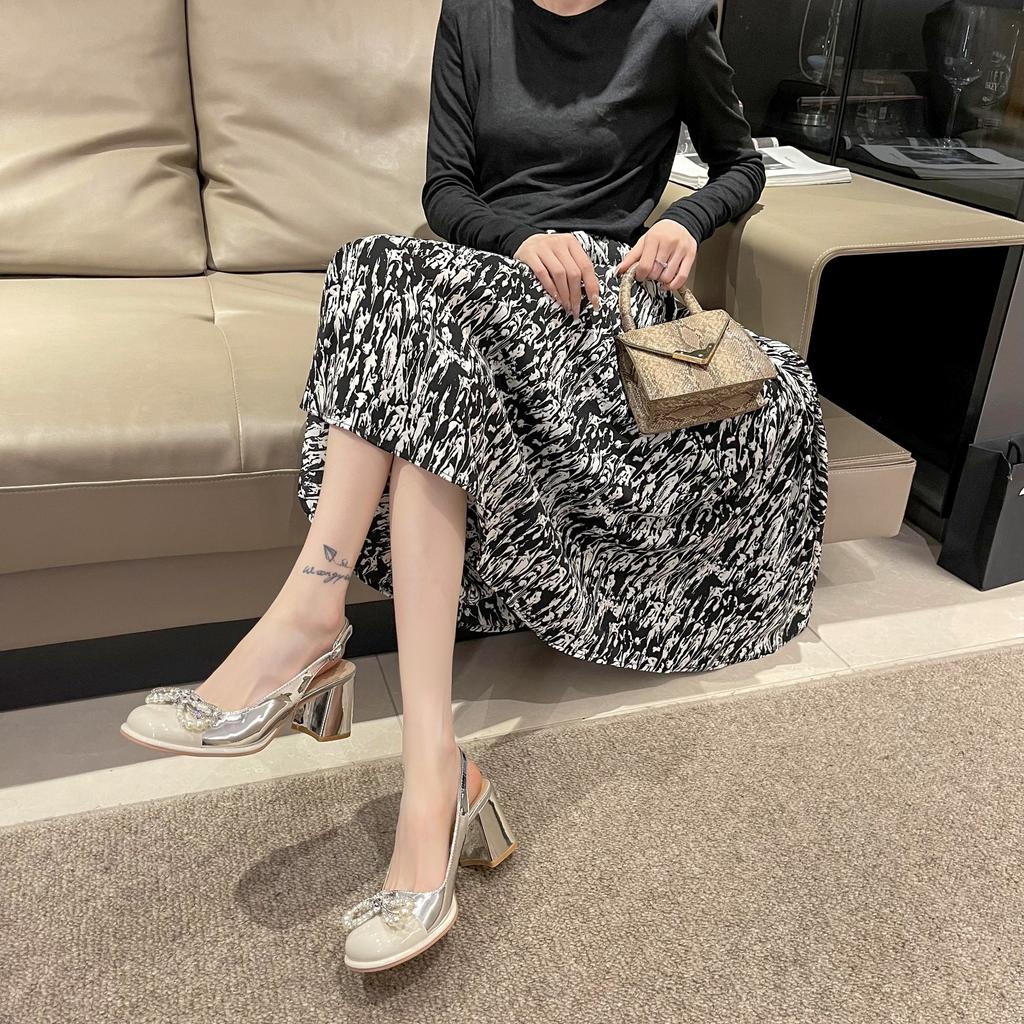 Silver Ins French Temperament High-heeled Sandals Women's 2025 Summer New Light Mouth Fashion High-end Bag Head Sandals