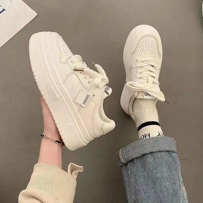 Version coréenne du style universitaire, nouvelles chaussures à grosse tête pour enfants, chaussures de sport à plateforme basse 2024, nouvelles chaussures décontractées et polyvalentes pour femmes