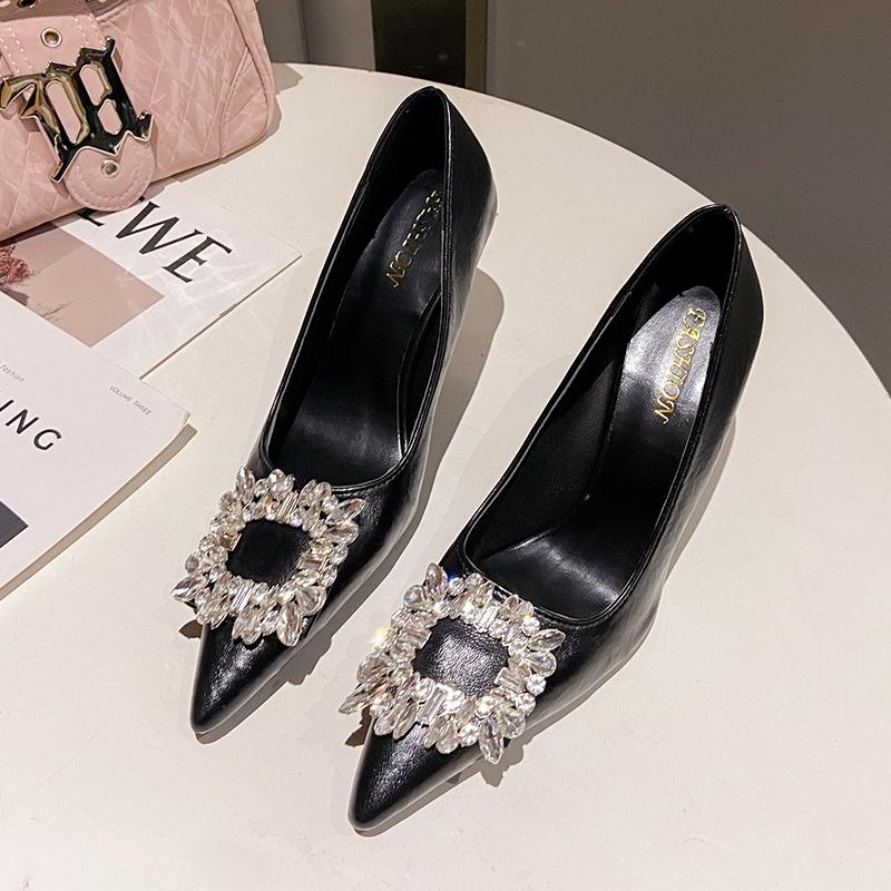 

Модная женская обувь Модные туфли для подружки невесты на свадьбу с квадратной пряжкой со стразами Однотонные замшевые туфли-лодочки на шпильке с острым носком Французские туфли на высоком каблуке 35