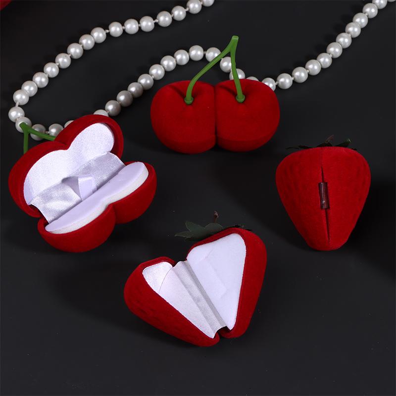 Flocked Heart Shaped Rose Ring Box Velvet Engagement Display for Marriage Proposal Valentines Day Party