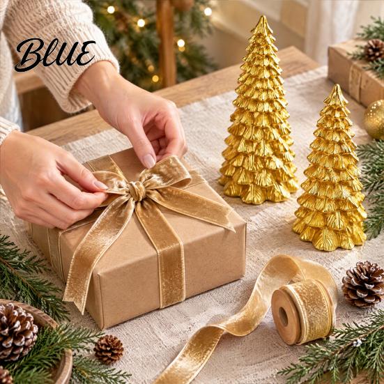 Stylish Entryway Holiday Decor Golden Christmas Tree Ornament for Tabletop Decor Modern Resin Xmas Festive Home Accents Figurine Table Centerpiece