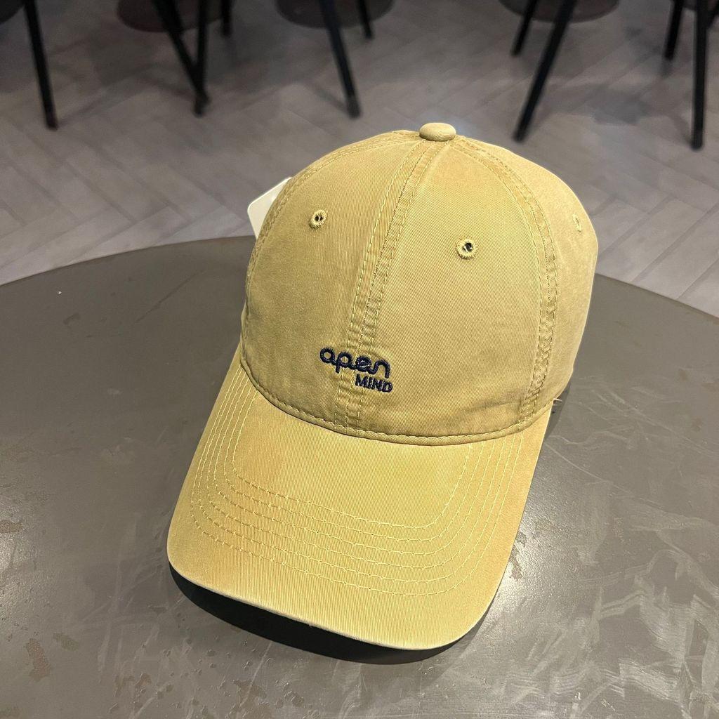 Casual Unisex Cotton Baseball Cap With Adjustable Fit And Embroidered Letter Pattern For Summer And All Seasons
