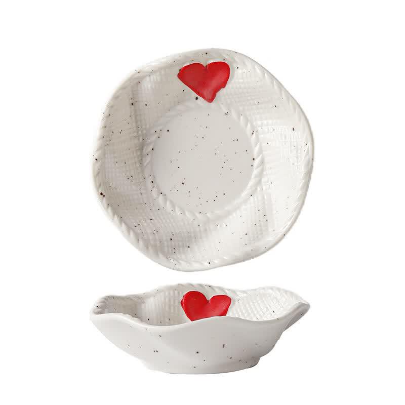 OIMG Cream Style 10-inch Embossed Heart Wave Ceramic Plate
