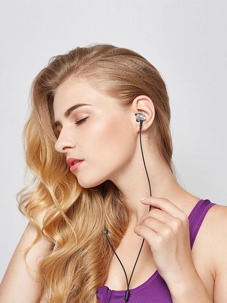1MORE P10 with Deep Remote High Sound Sound Leak Comfortable to Silver Earphones, Wired, Type-C, Microphone, Bass, Control, Insulation, Prevention,