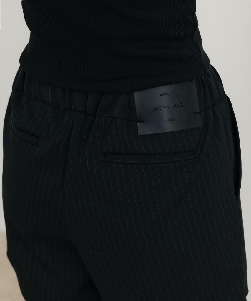 SSIN AND LEE (W) Evening Pinstripe Shorts Black