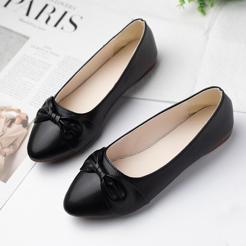 Soft sole soft leather shoes shallow mouth Doudou shoes single shoes new shoes pointed 35 чёрный
