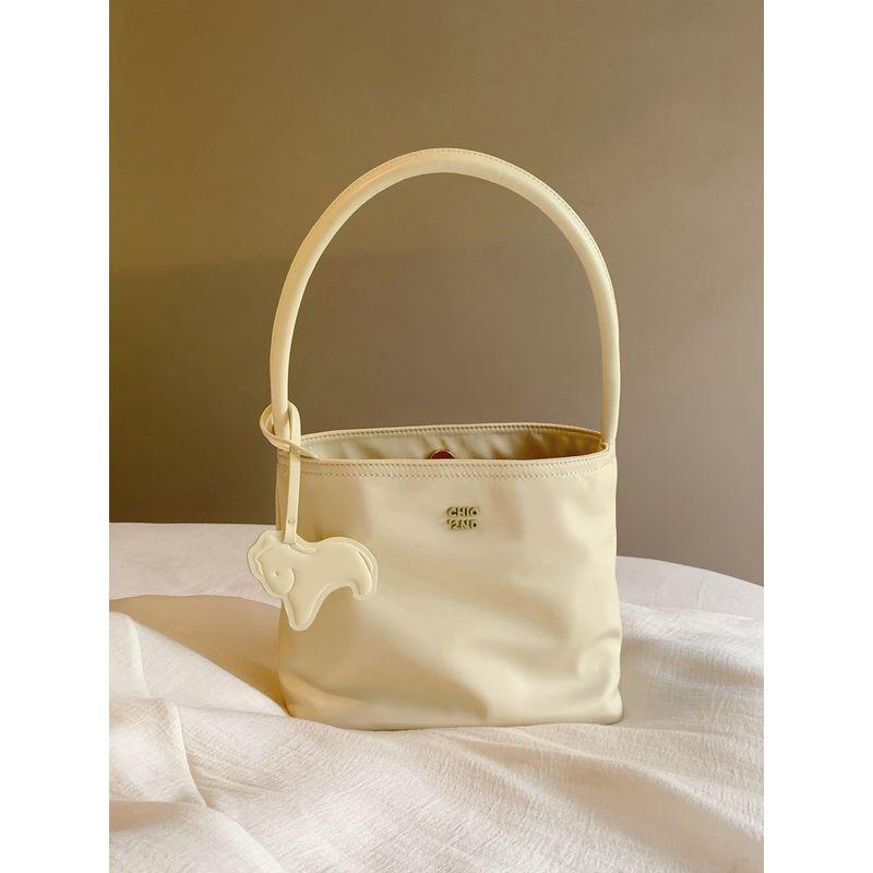 

South Style Chio2nd Palette Super Hot Tote Bag Goose yellow