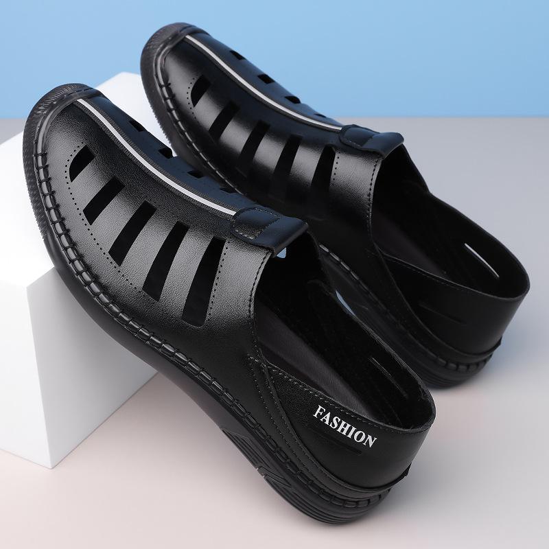 Fashion 2025 Summer Breathable Hallow Sandals for Men Fashion Casual Solid Color Leather Shoes Male New Designer Driving Shoes Man