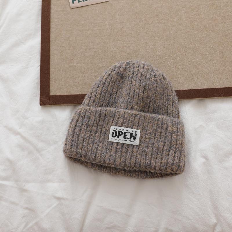 Simple Letter Versatile Knitted Wool Hat for Women Autumn and Winter New Fashion Knitted Hat Cold Hat