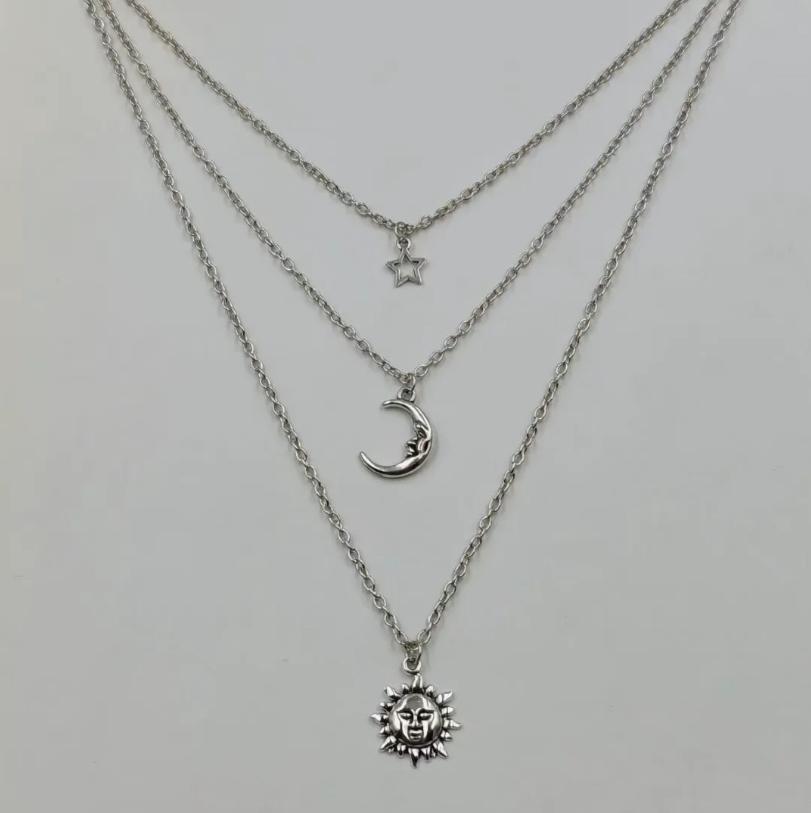 

Multi Layered Necklace Moon Sun Stars Choker Pendant Girl Wedding Souvenirs Party Gift Simple Necklace for Women Men gift