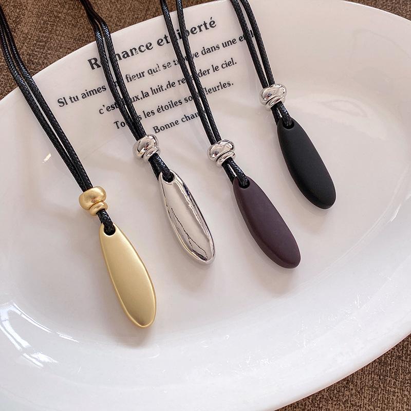 Minimalist Water Drop Pendant Leather Rope Frosted Polished Necklace Long Sweater Chain Jewelry Decorative Accessories Gift