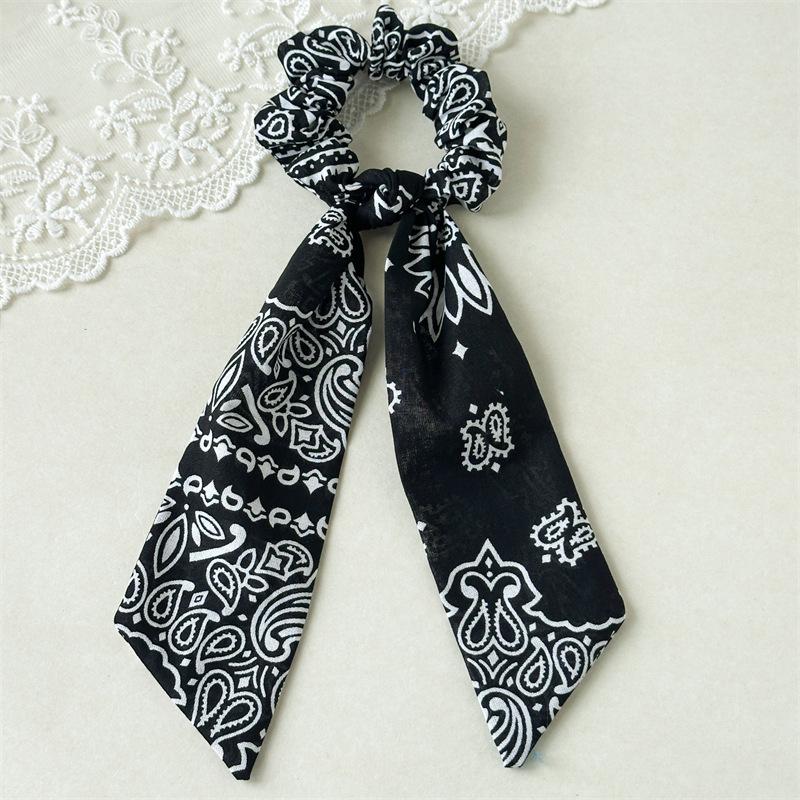 

Paisley Print Long Ribbon Scrunchies Retro Style Hair Ties Women Ponytail Holder Everyday Chic Styling Accessories Seasonal black