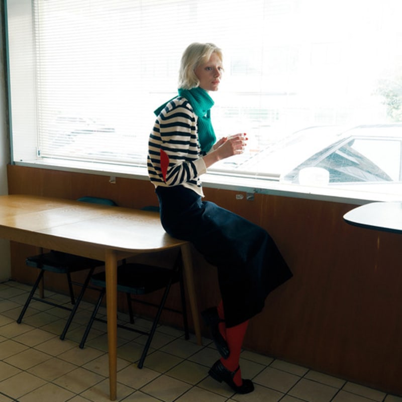 GREENBUTTER Flauschiger Kurzer Schal (Grün)