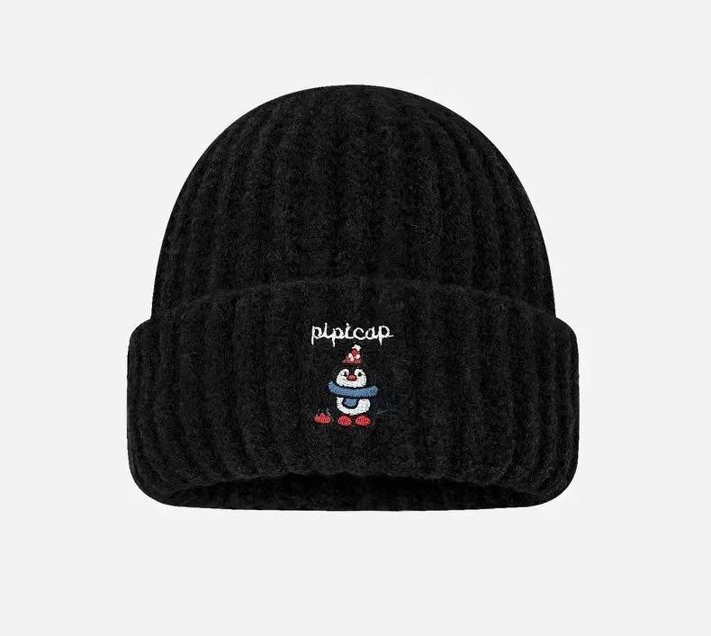 Hat Female winter knitted hat Big head circumference Cute penguin wool hat Show a small face Cold-proof warm windproof cold hat Versatile