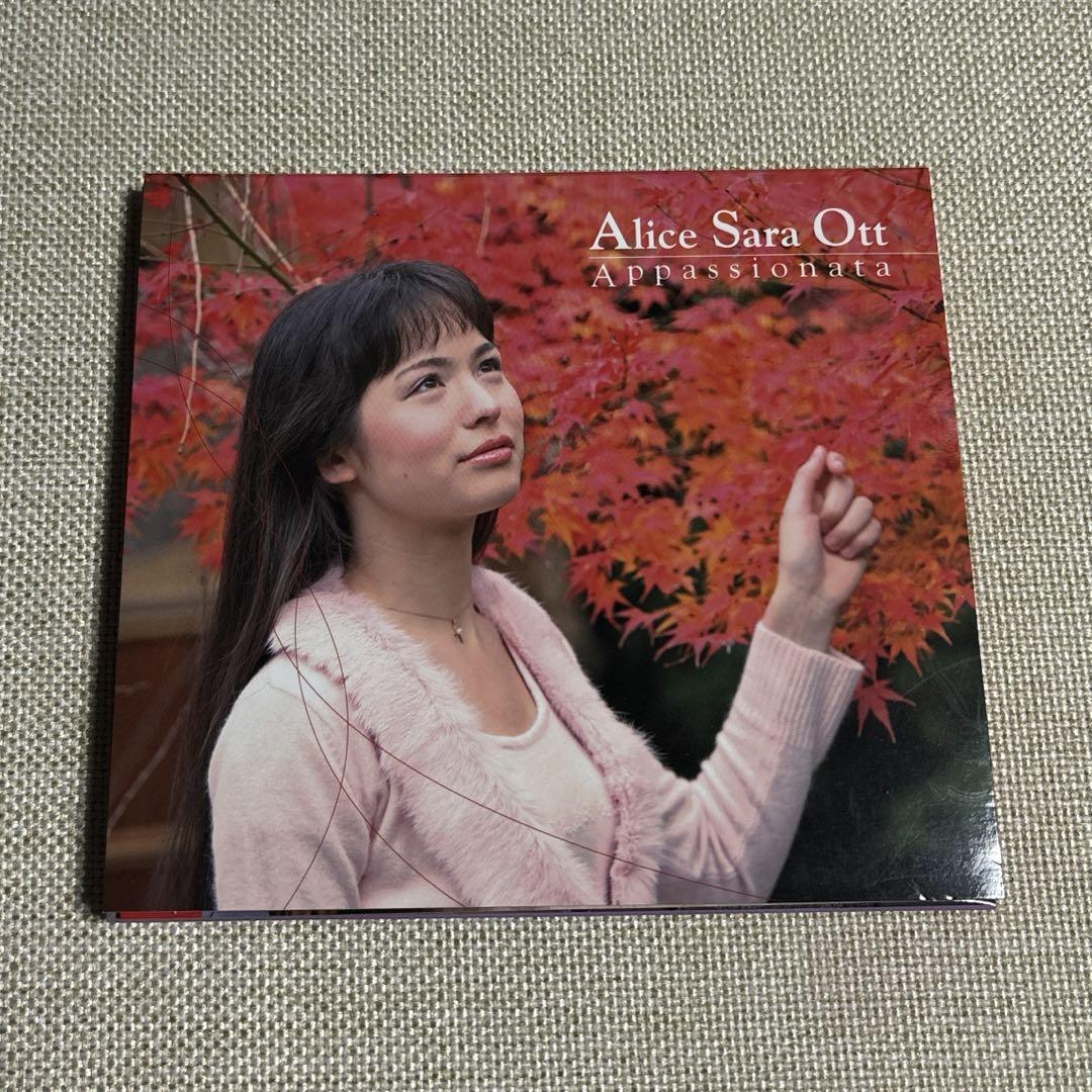 

[USED] Alice = Sara Otto Appassionata
