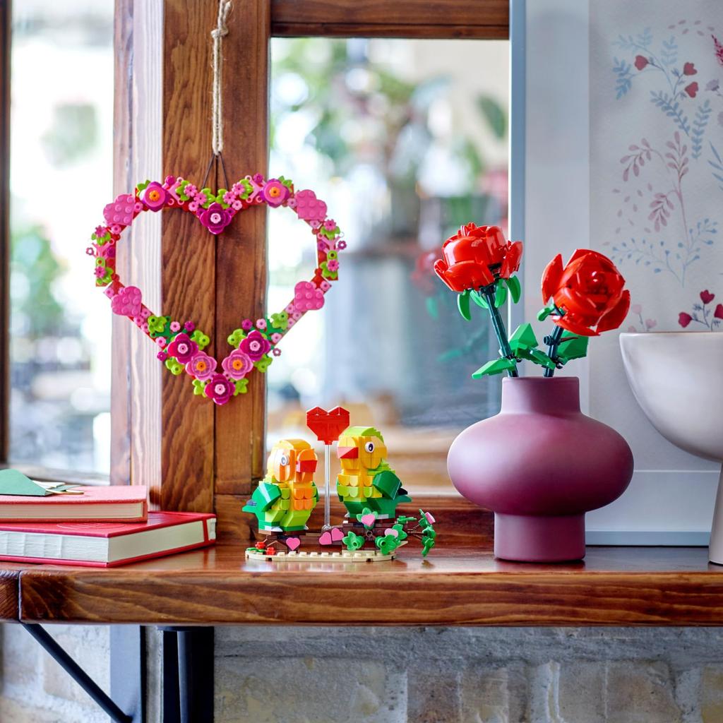 LEGO Heart Ornament Building Toy Kit, Artificial Flower Heart Arrangement, Arts & Crafts for Kids Ages 9 and Up, 40638