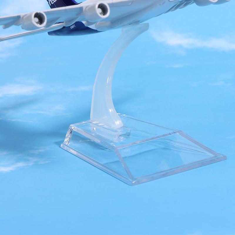 Scale 1:400 Fedex Airlines Boeing Aircraft Model - Ideal Addition To Any Diecast Aircraft Collection