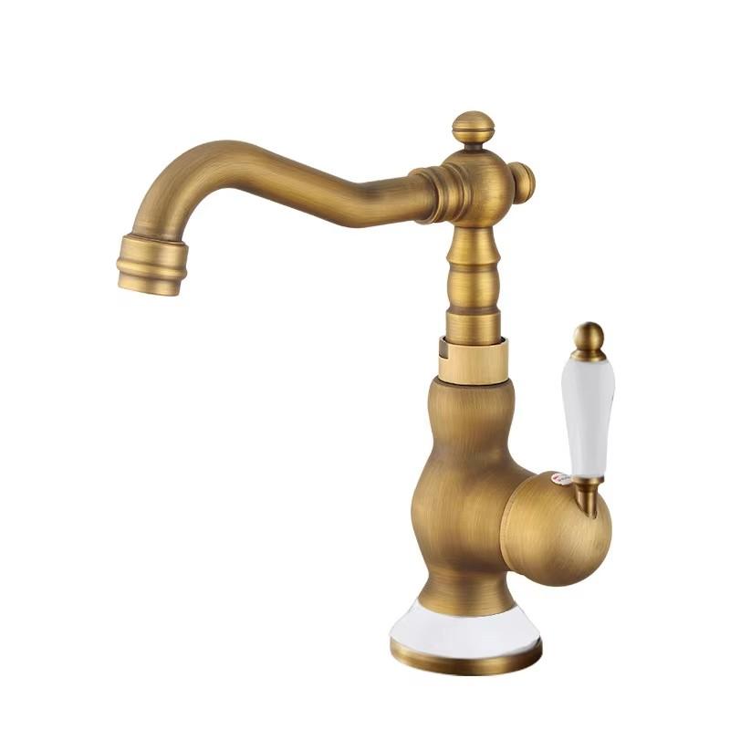 European Style Gold Basin Faucet Chrome Hot and Cold Mixers Antique Wash Basin Faucet Taps 360 Rotating Kitchen Faucet