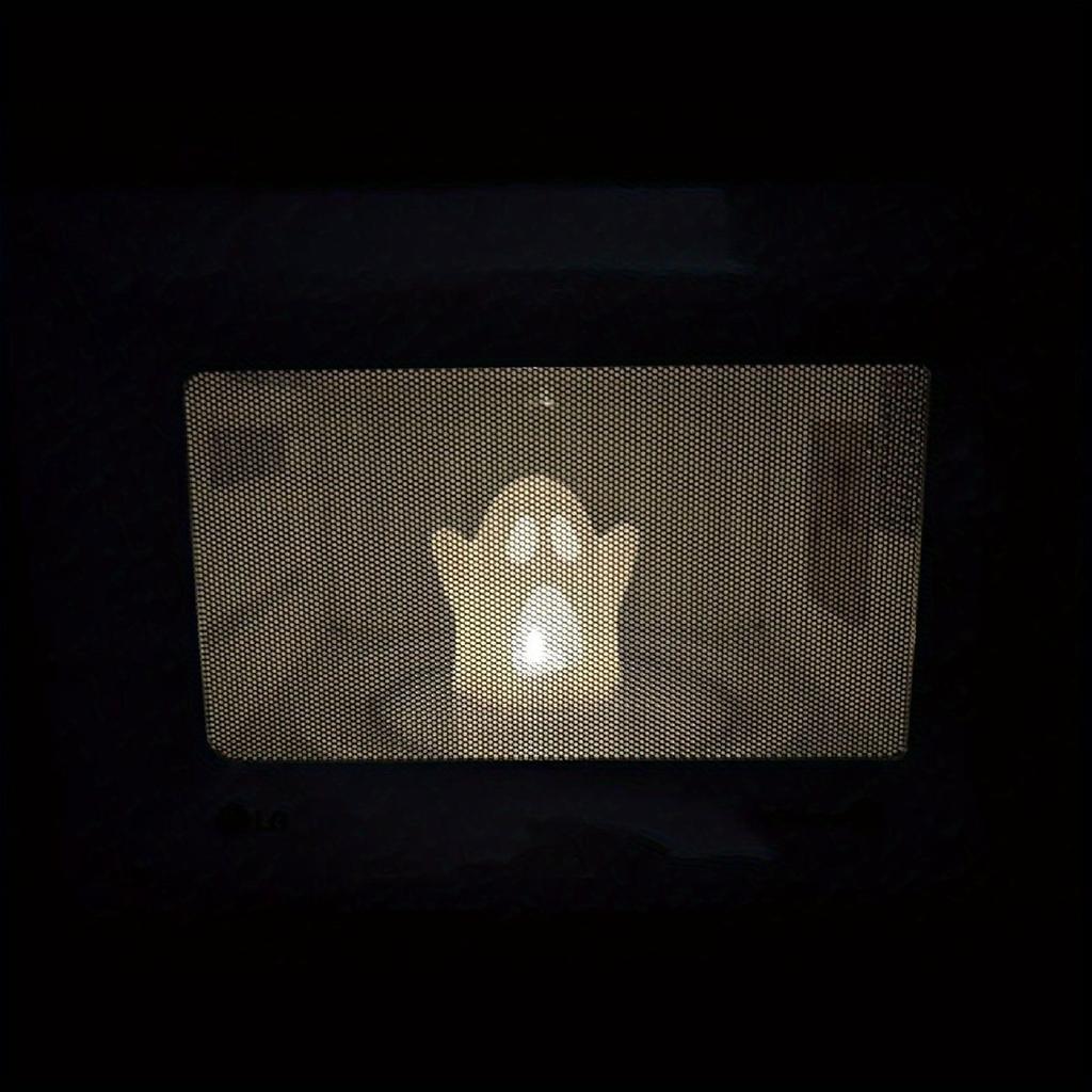 1pc Creative Cute Ghost Candle Lampshade , Suitable for school,April Fool's Day, Shipped Without Candle,home Decoration