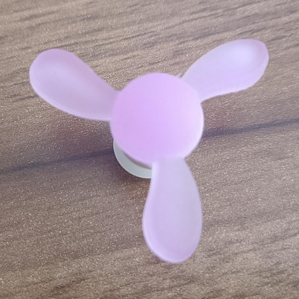 

Светящиеся мультяшные ветряные мельницы, самолеты, обувные аксессуары - DIY вращающиеся украшения для клогов и пляжной обуви фиолетовый