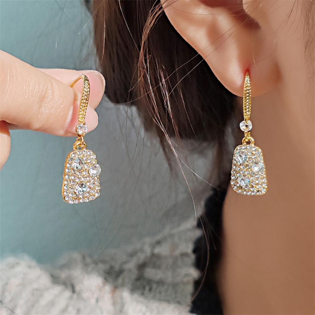 Women's Sparkling Square Diamond Teardrop Ear Hook Earrings
