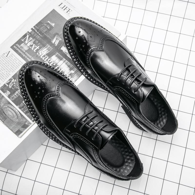 

Leather shoes men s wedding groom s suit business British pointed head heightening Brock hairstylist casual men s shoes 45
