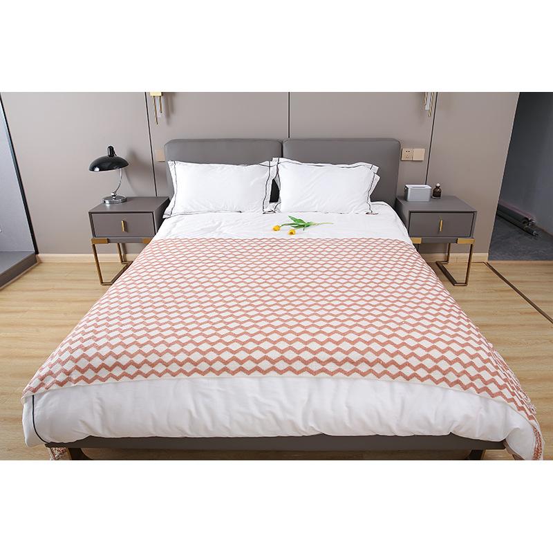 Pătură nordică tricotată în două culori cu ciucuri Homestay Boho Decor Pătură pentru canapea Husă pentru capătul de pat Prosop pentru petrecere a timpului liber Cuvertură de pat șal cald