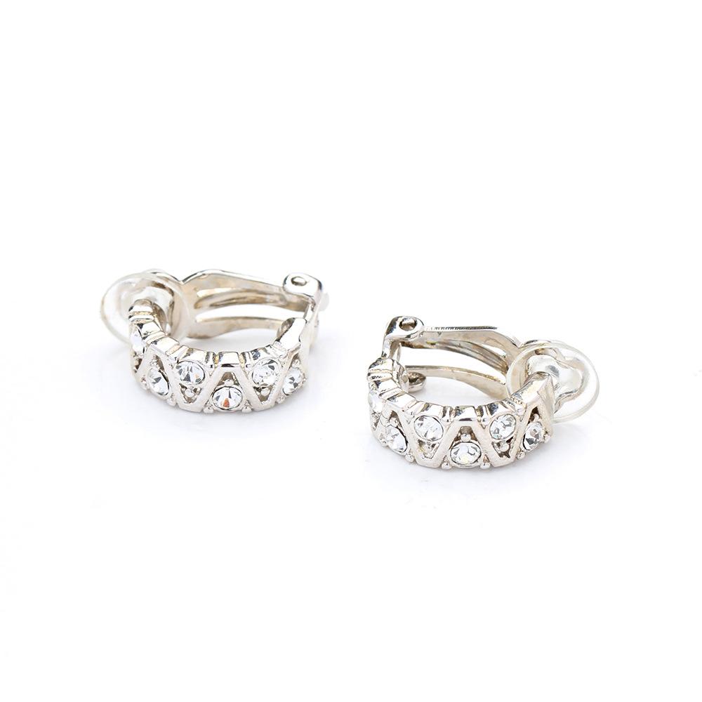 Simple and versatile gold-plated V-shaped earrings with diamonds, gold and silver two-color earless ear clips, women's fashion temperament earrings.