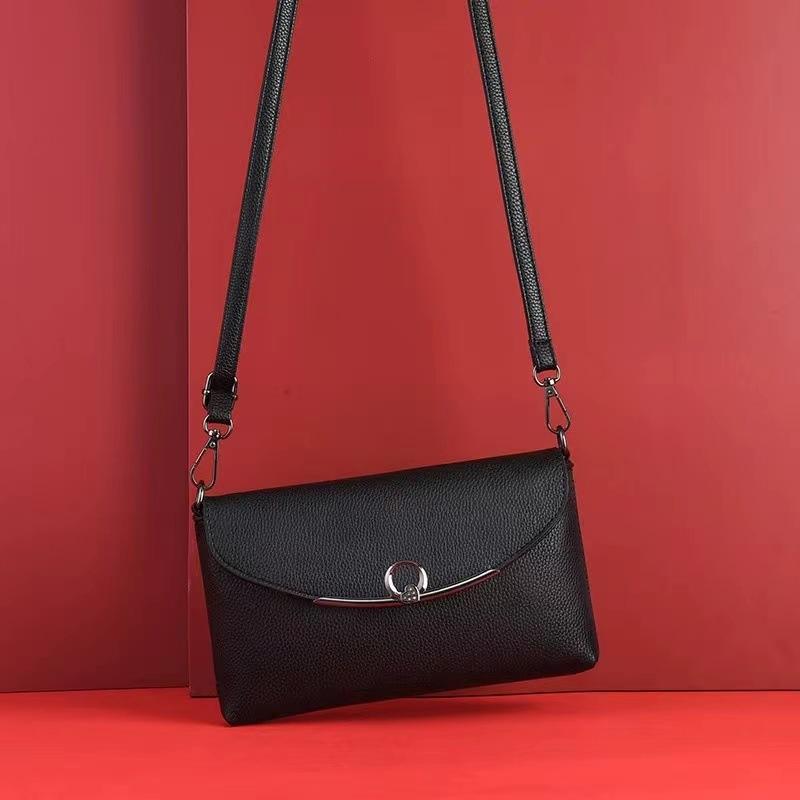 

New versatile small square bag medium women s bag mother bag messenger bag women s bag hand shoulder messenger soft leather чёрный