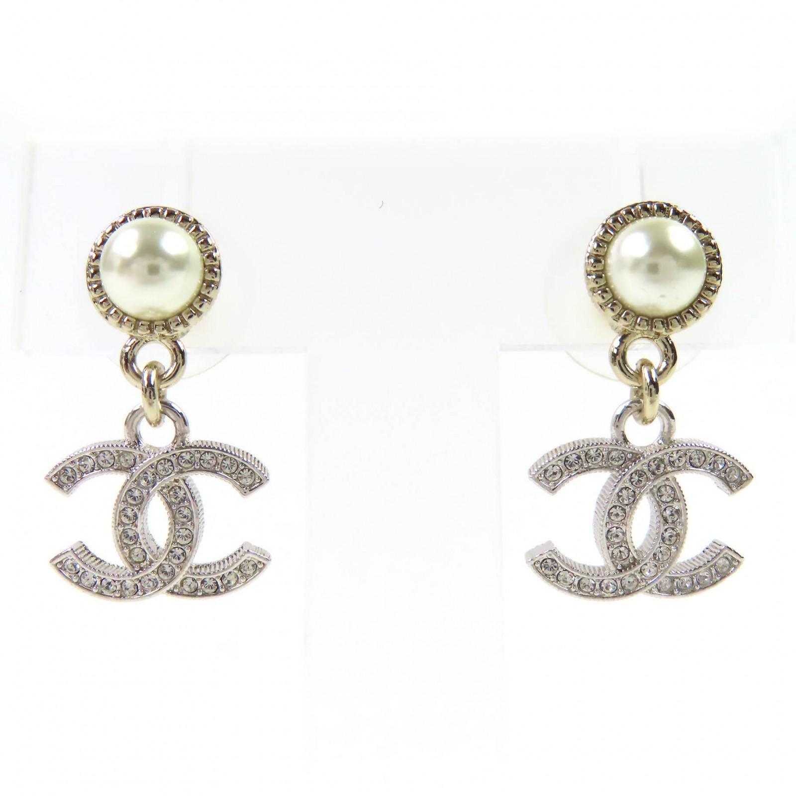 

Great CHANEL Pierce COCO Mark Pearl Rhinestone Pierce (for both ears) Silver B24K Used