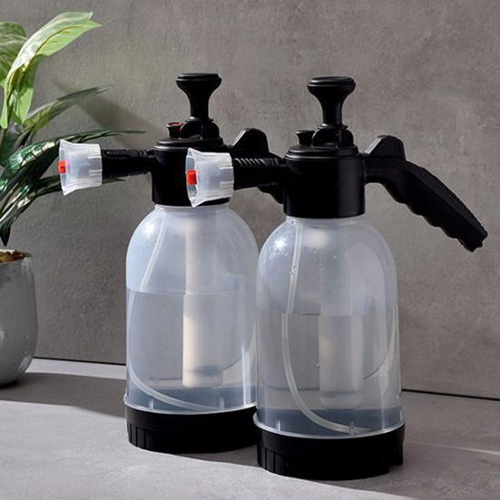 0.5 Gallon Foam Sprayer Hand Pump Sprayer Portable Spray Bottle with 2 Nozzle Safety Valve for Garden Plant Watering Car Washing And Cleaning