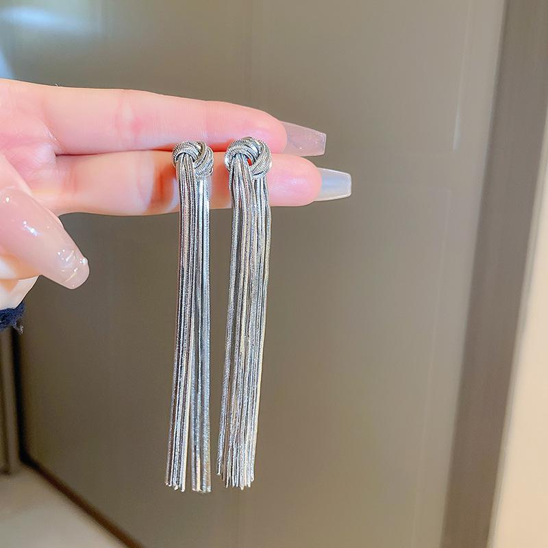 Pre-owned Silver Needle Tassel Earrings - Vintage High-End Studs with Bold Fashion Design