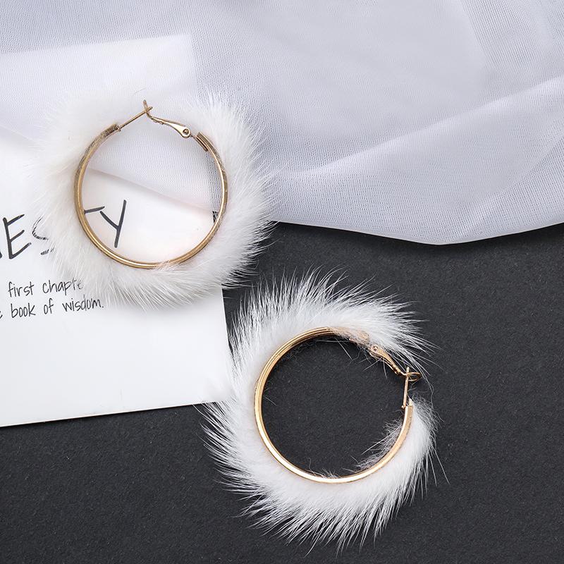 1 Paar Schmuck Wunderschönes Plüschdesign Alltags-Ohrringe Mode Goldene Kreolen Vielseitiges Flauschiges Fell-Kreoldesign Niedlich Mehrfarbig