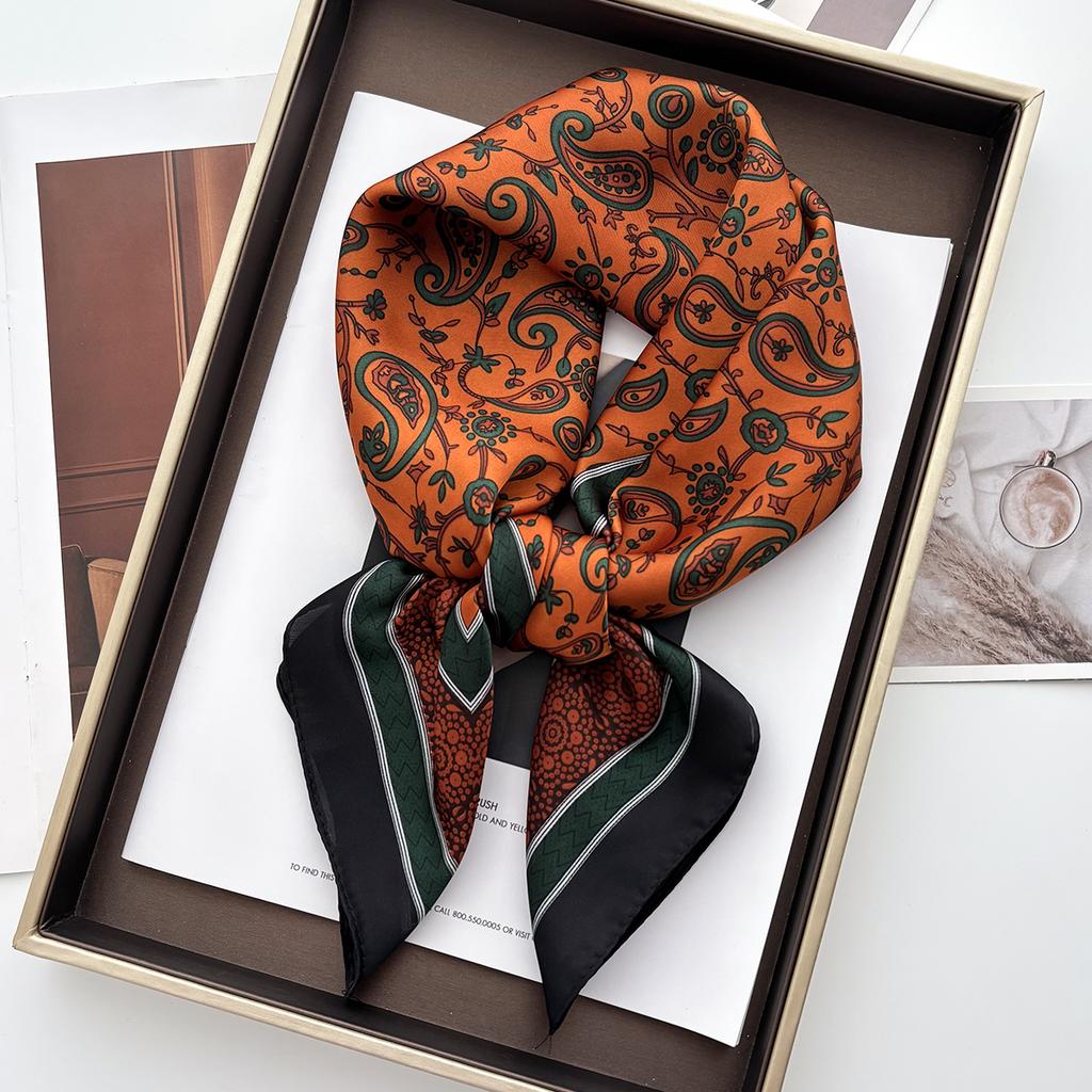 Luxury Women's Vintage Versatile Thin Satin Scarf Floral Print Hairband Spring Autumn Small Square Scarf for Tying Hair And Bags