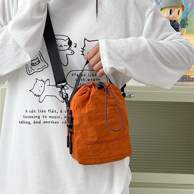 Fashion mobile phone bag commuter shoulder bag new outdoor travel kettle bag crossbody