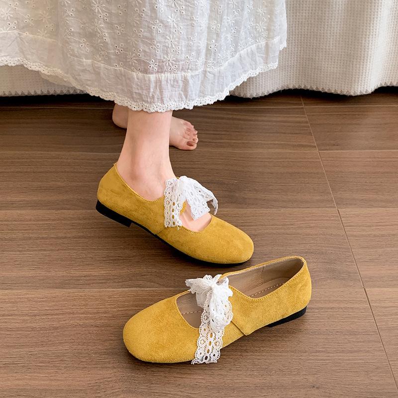 Retro French yellow flat-bottomed shallow-mouth single shoes for women's summer 2025 new models with skirts, versatile soft-soled Mary Jane shoes