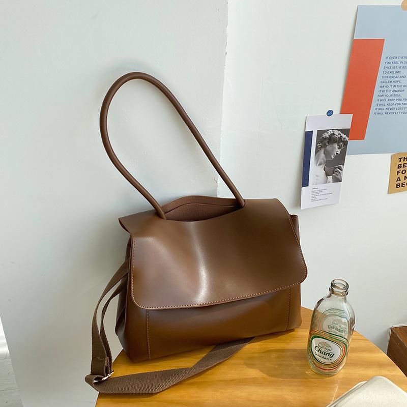 

Сумки через плечо, новая мода, ретро, нишевая женская сумка для отдыха, универсальная, большая вместимость, сумки через плечо для знаменитостей в стиле веб