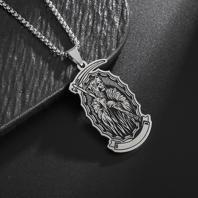 Exquisite Stainless Steel Personalized Celtic Wolf Head Pendant Necklace Men's Simple Jewelry Accessories