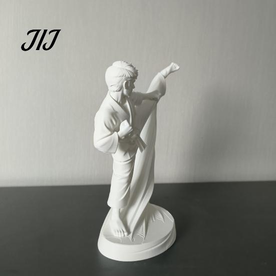 Handmade Style Craft 3D Printed Karate Kick Man Statue, White Martial Arts Figurine Sculpture, Dynamic Pose Taekwondo Character Desktop Ornament,