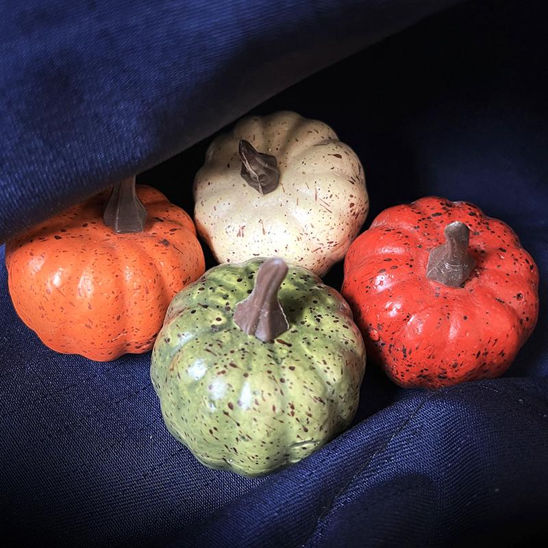 

Simulation 4.5cm Small Pumpkin Decorations Halloween Christmas Home Party Desktop Layout Fruit Vegetable Crafts Photograph Prop 10pcs