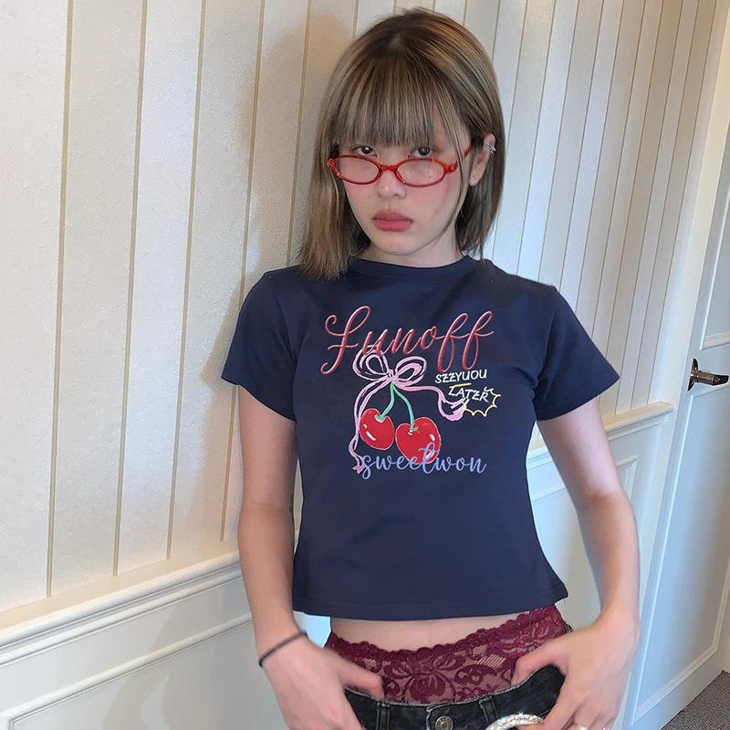 

Футболка с принтом вишневых букв и графикой Y2k, детские футболки, женская летняя одежда, повседневный укороченный топ с короткими рукавами
