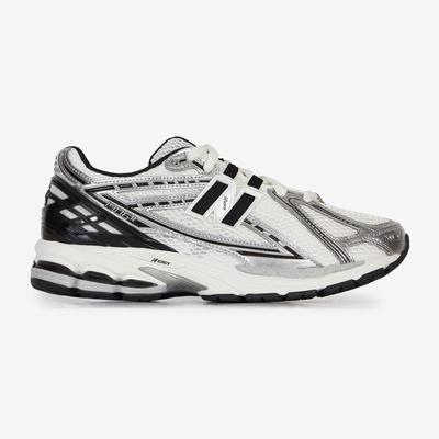 Shoes New Balance Silver Metallic/ Black 1906R
