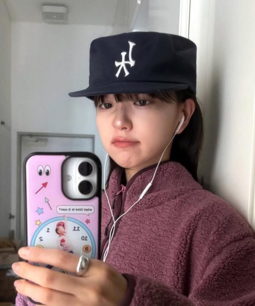 Sseo Symbol Pillbox Cap - Navy