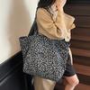 LEINWAND Hakenleiste Leopard Schultertaschen Neue Mode Große Kapazität Damen Handtaschen Verkauf 2026 Retro Design Pendler Damen Handtaschen