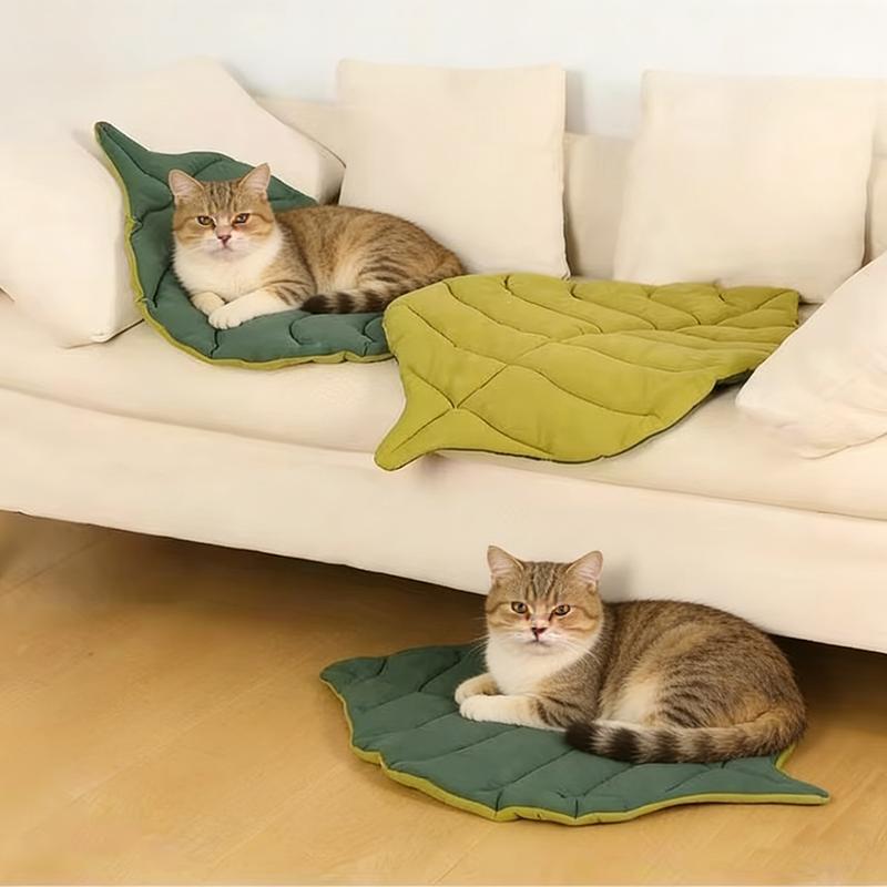 Pet Mat Bite Resistant Four Seasons Leaf Shape Washable Breathable Soft Cat Dog Bed Cage Kennel Pad Pet Sleeping Rest Mat