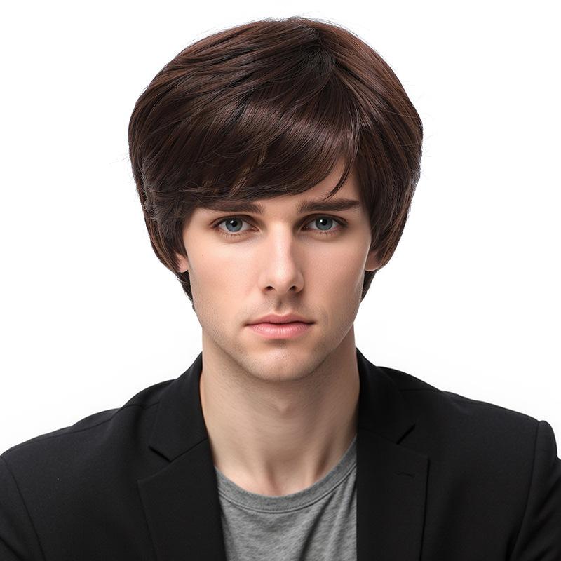 Herren Kunsthaar-Perücken Braun mit Pony Kurz Geschichtet Wellenhaar für Tägliche Party Cosplay Hitzebeständige Faser