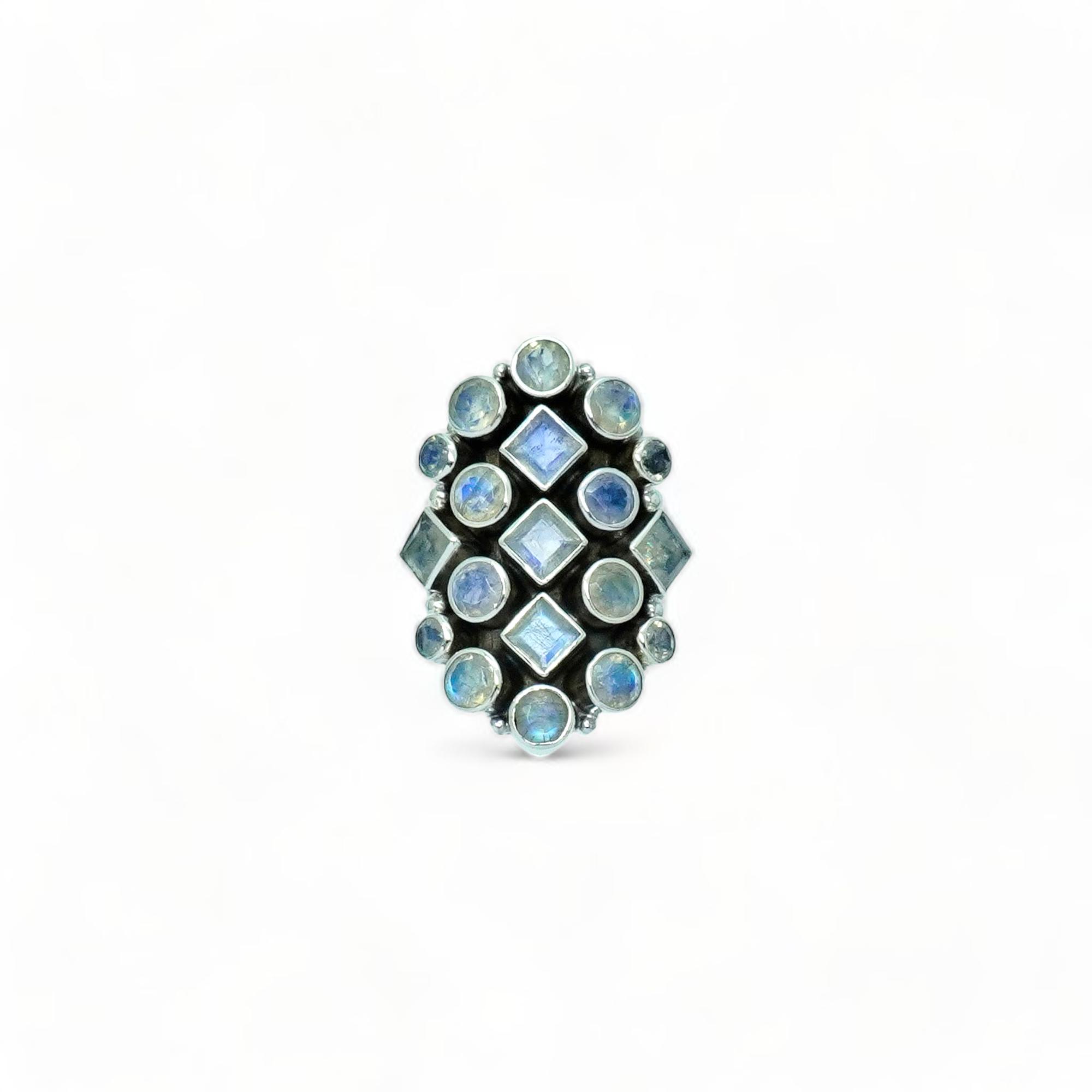 

Кільце-кластер з місячного каменю-веселки – Масивне кільце з срібла 925 проби – Кільце в стилі бохо з кількома вставками для жінок US 12.5